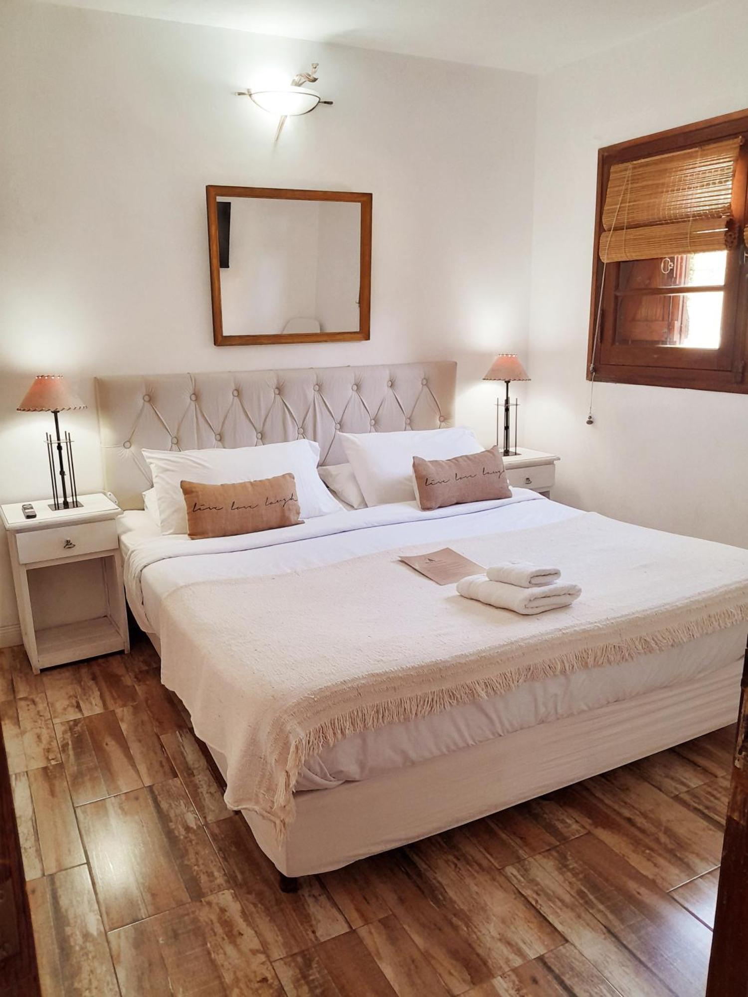 Rincon De Paz Apart & Loft Suite Boutique - Adults Only ヴィラ・カルロス・パス エクステリア 写真